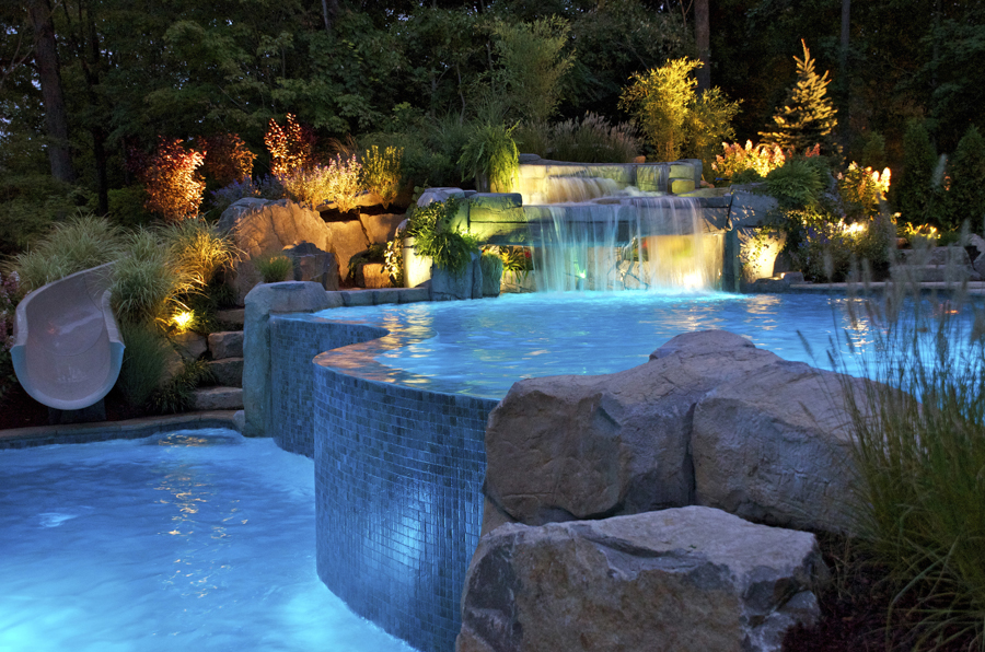 beautiful backyard swimming pools